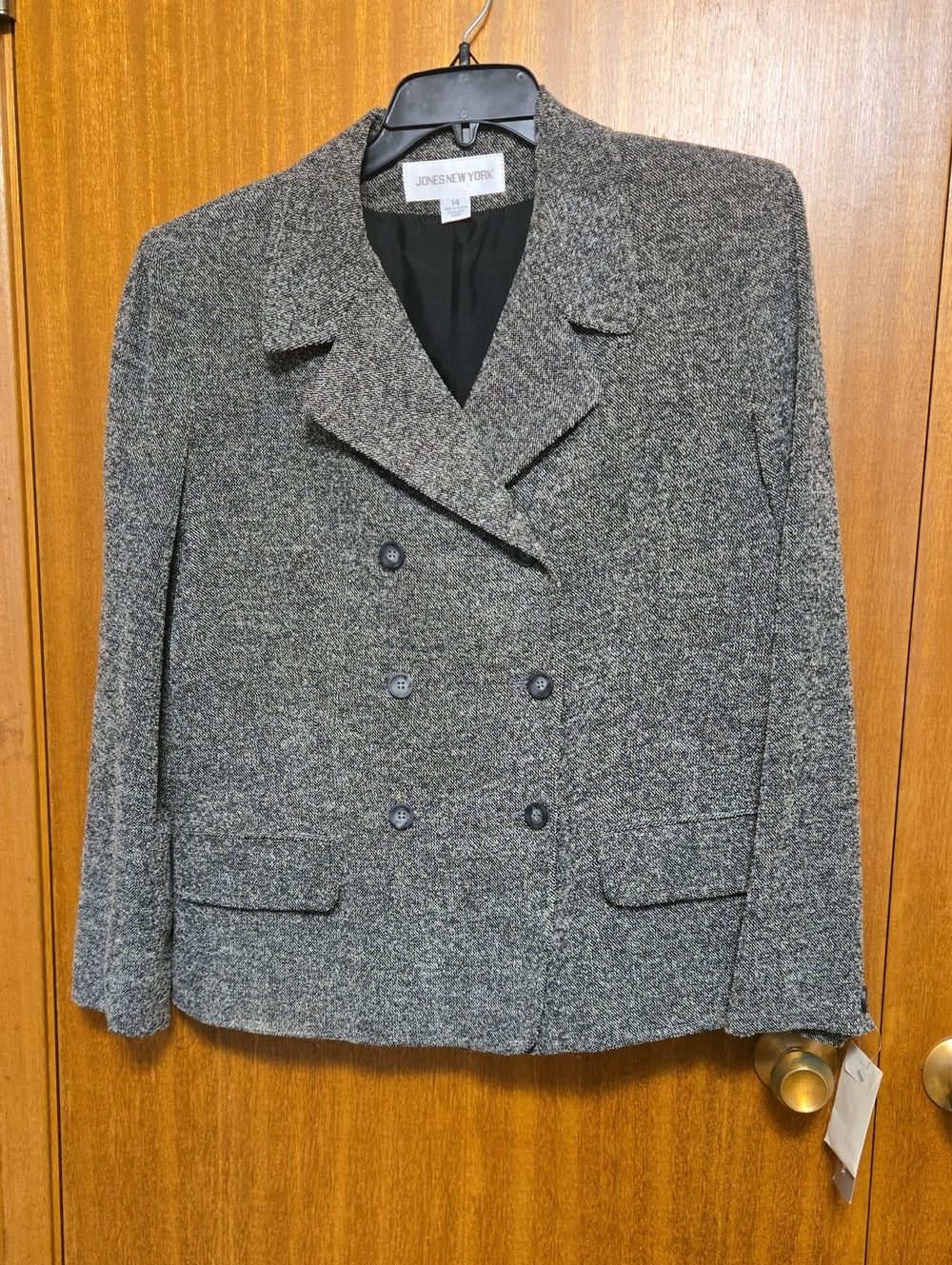 🏷️ VINTAGE Jones New York Wool Tweed Power Blazer – Made in Canada